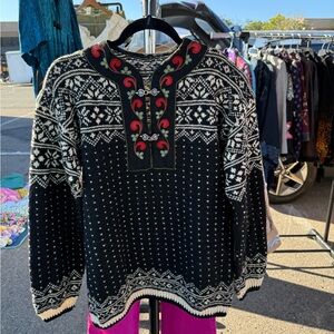 Vintage Nordic Sweater with Red Accents